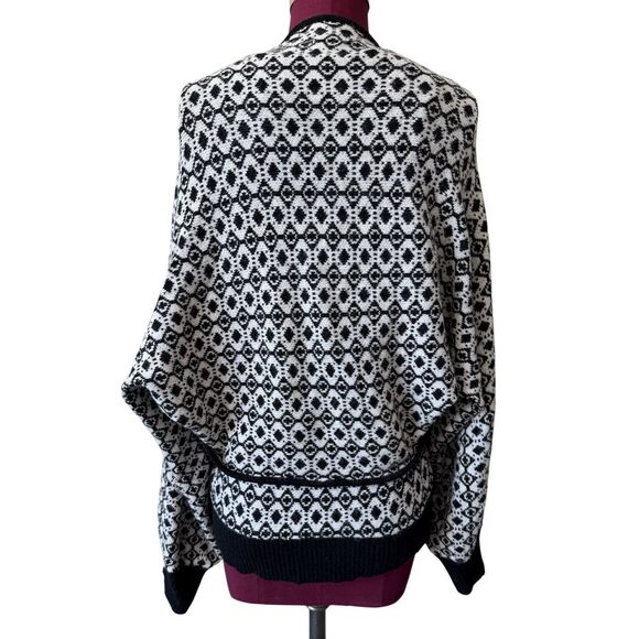 Anthropologie Maeve Geometric Knit Sweater Vest Shrug Set Large Black White Larg - Picture 5 of 14